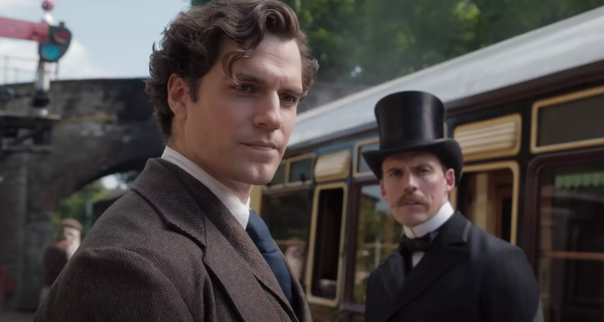 People are saying Henry Cavill is too hot to play Sherlock Holmes (