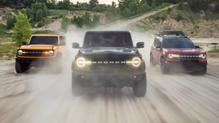 Ford Unveils Its First New Bronco 4x4s In 25 Years