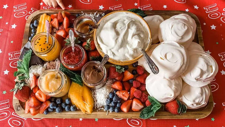 Move Over Cheese Boards Because Pavlova Grazing Plates Are The New Thing For Your Christmas Lunch