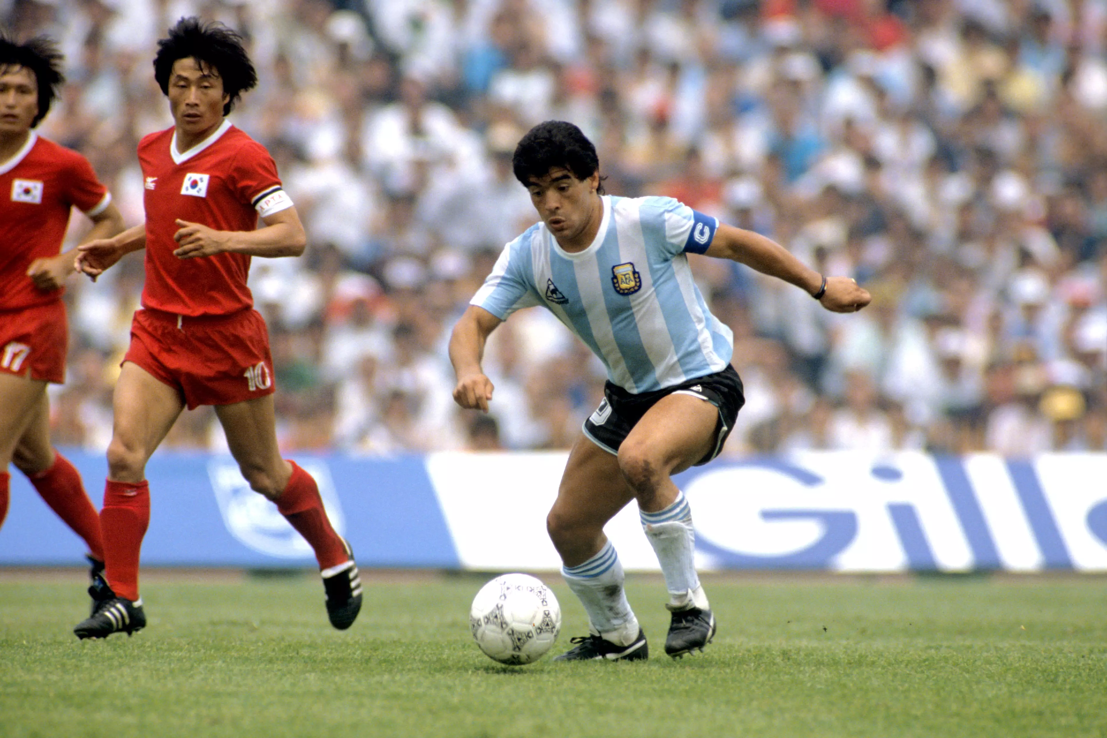 Diego Maradona would also have been ruined by Manchester United, according to Mino Raiola