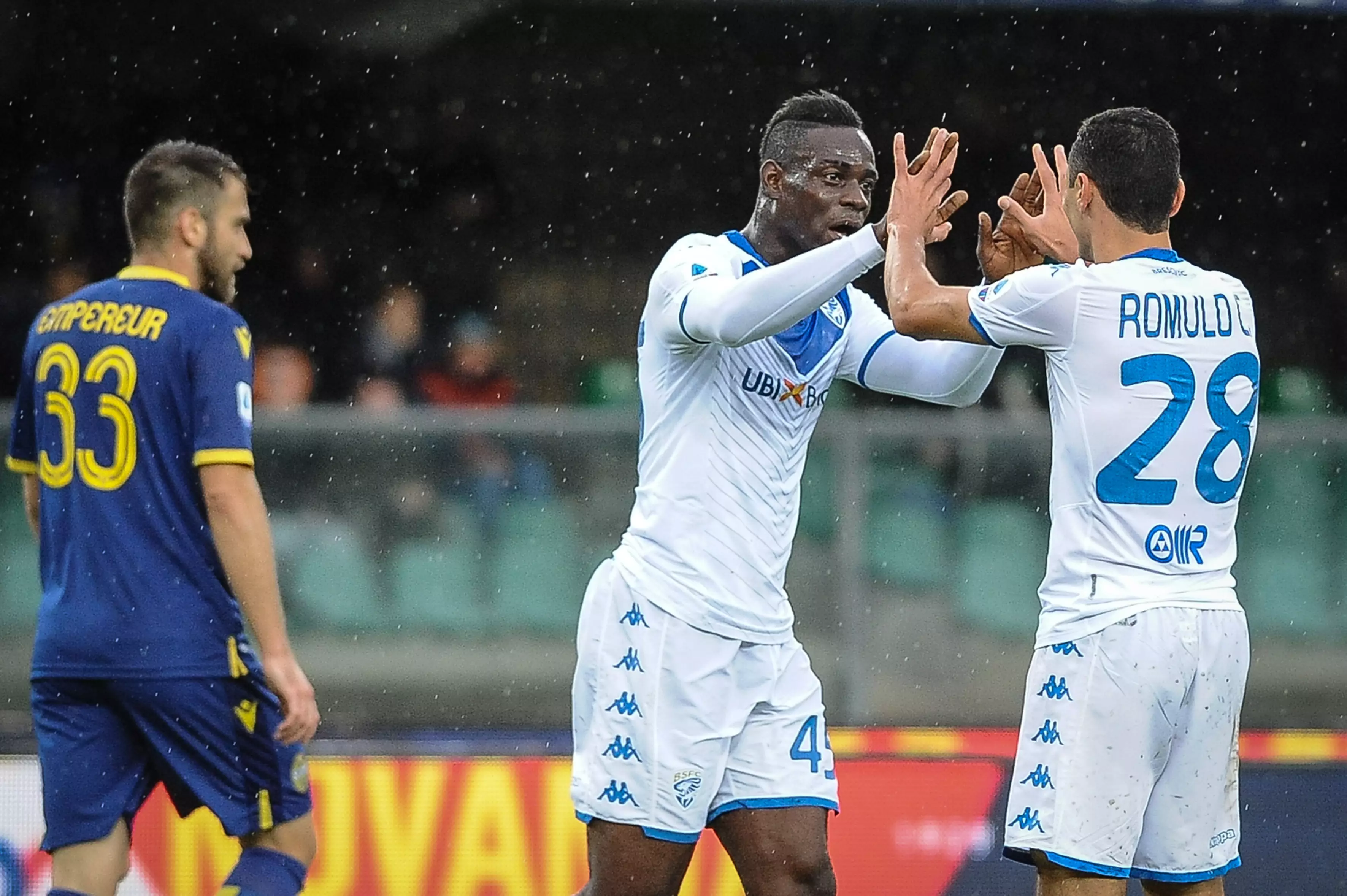 Balotelli did manage to temporarily silence the racists by scoring for Brescia. (Image