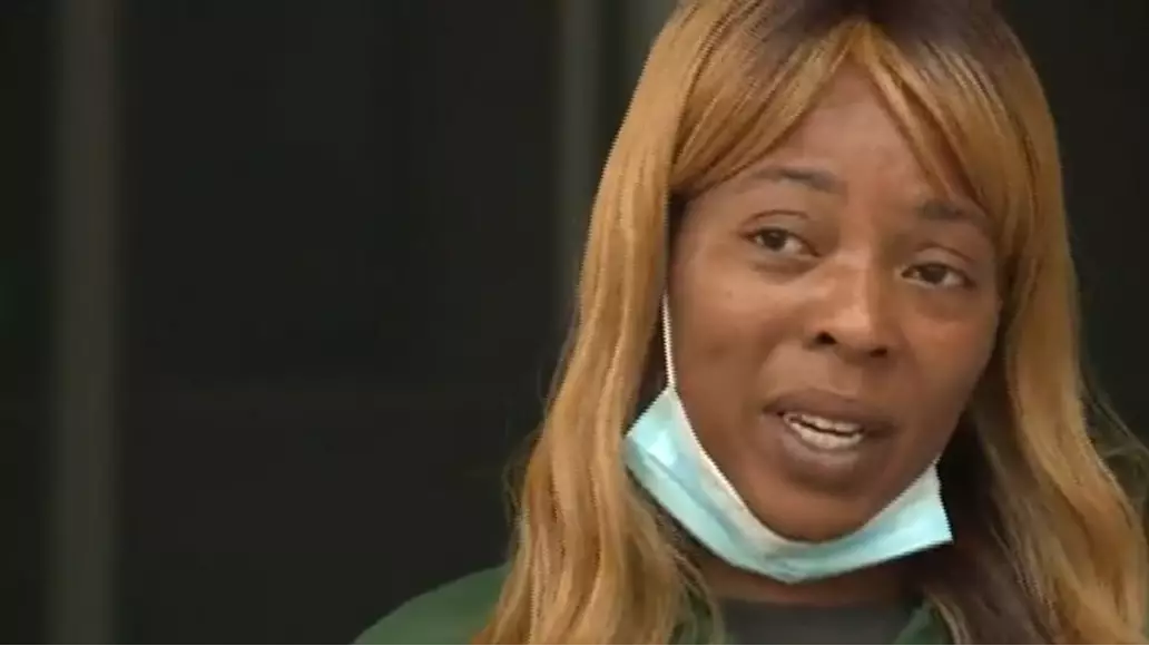 Single Mother With $7 To Her Name Donates Scratch Card Win To Injured Police Officer