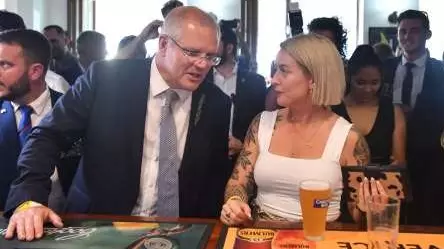 Scott Morrison Talking To Woman At The Pub Has Become The New Nightclub Meme