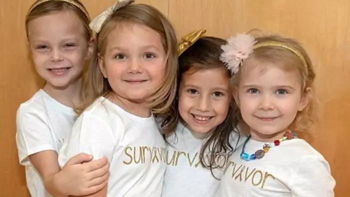 Four Little Girls Who Beat Cancer Pose In Hospital Where They All Met