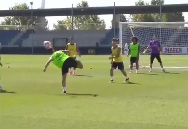 WATCH: Isco And Sergio Ramos Score Utterly Insane Goals in Training