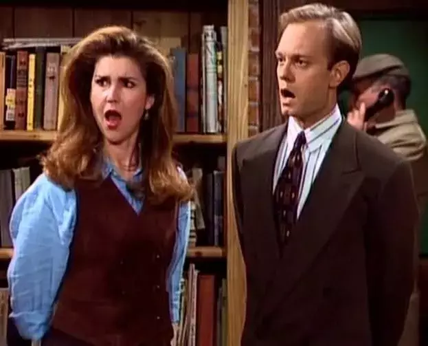 Roz Doyle in Frasier was recast and was played by Peri Gilpin (