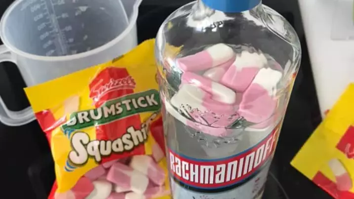 People Are Making Squashies Vodka In Their Dishwashers And It Feels Like Freshers All Over Again