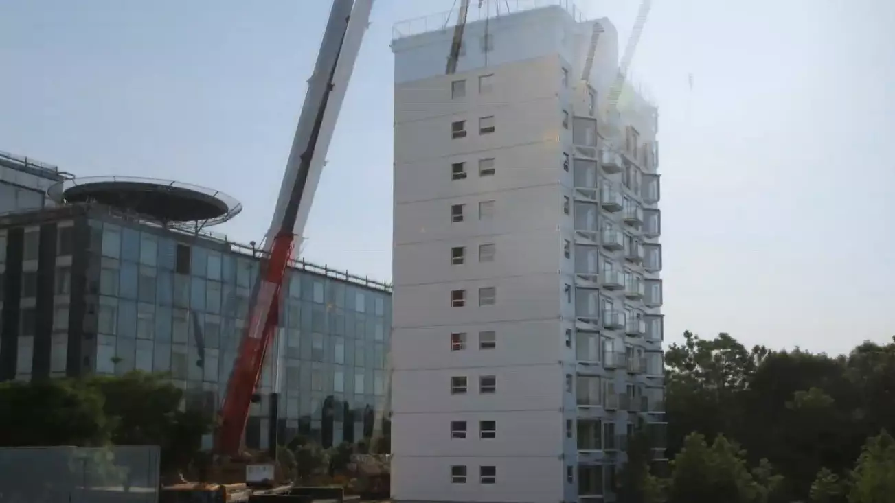 Construction Workers In China Build 10-Storey Apartment Block In Less Than 29 Hours