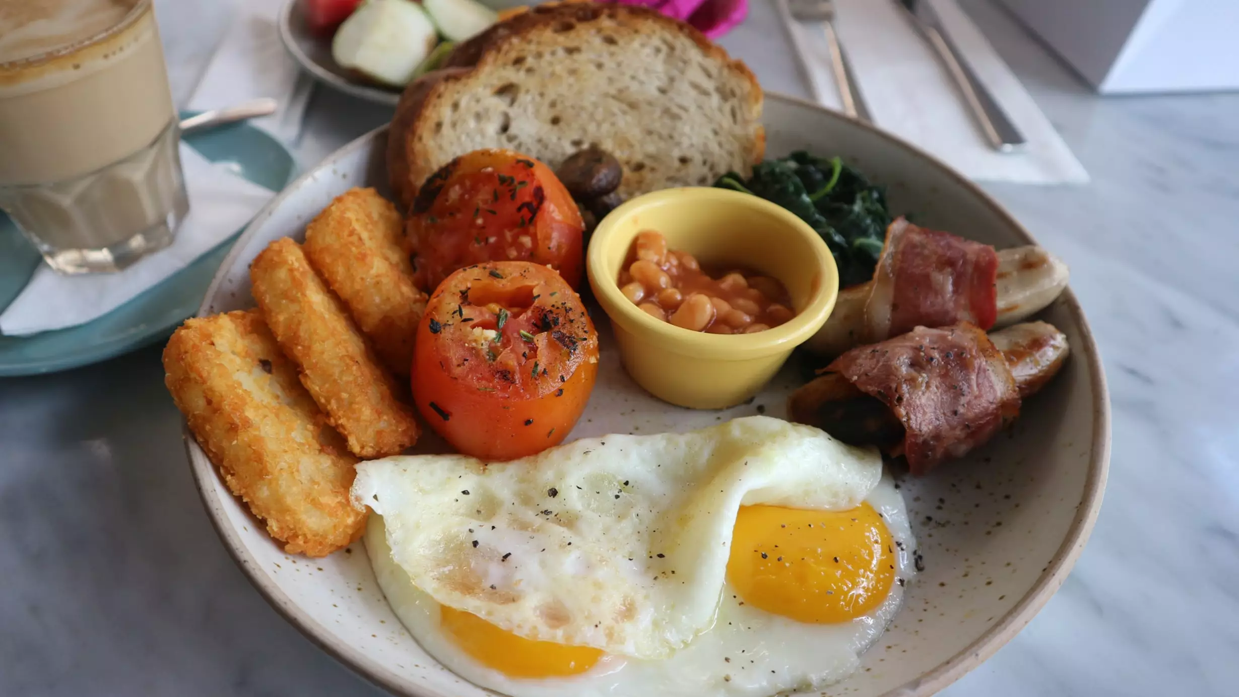 The Full English Breakfast Is Dying Out, According To Experts