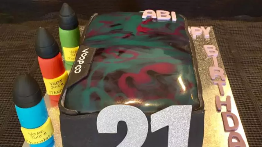 Aussie Mum Makes Vape Cake Out Of Woolies Mudcakes For Daughter's 21st Birthday