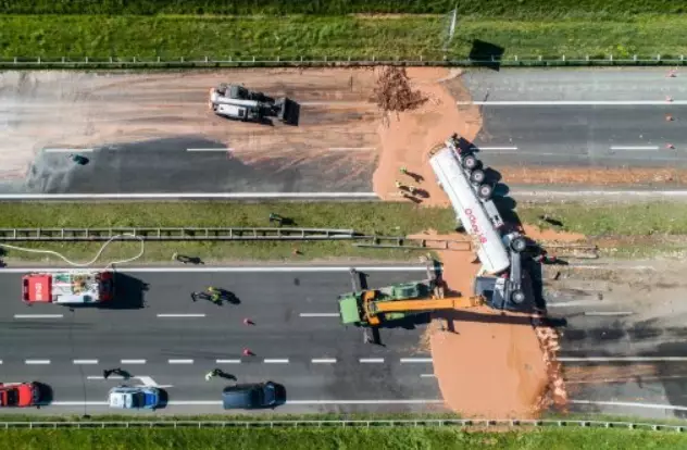 Tons of chocolate spill on Polish motorway. credit: PA