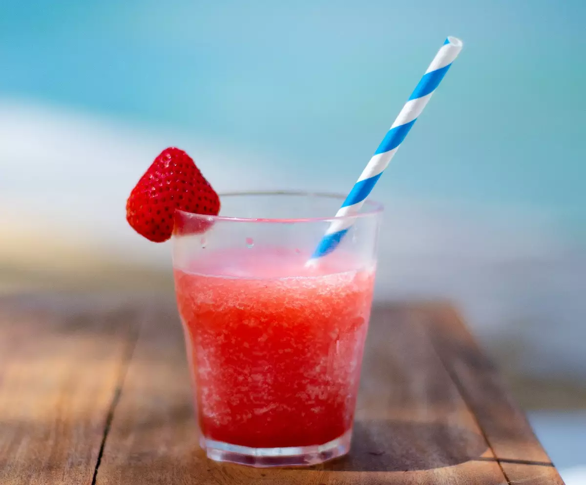 All you need is a summer cocktail and you're good to go (