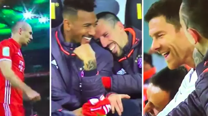 WATCH: Bayern Munich Players Take The Piss Out Of Substituted Robben