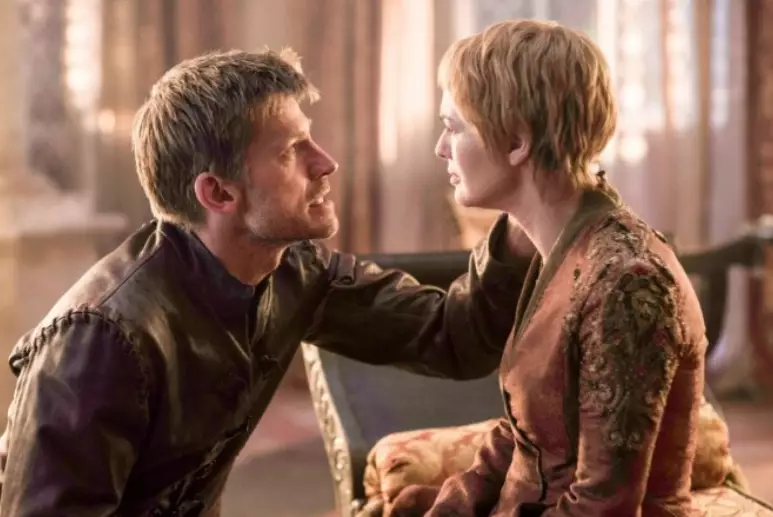Cersei and brother Jaime died in each other's arms.