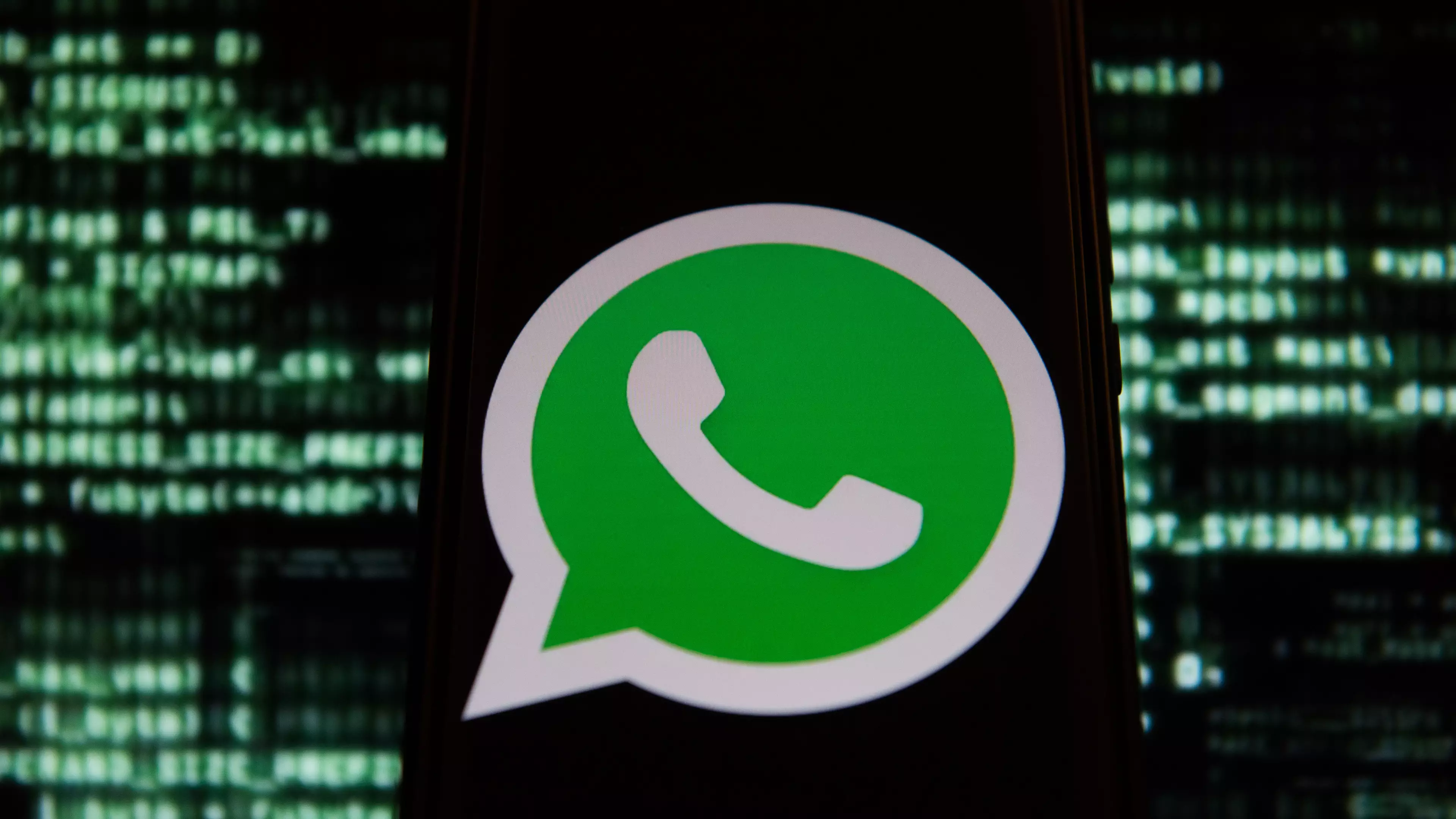 The 'WhatsApp Gold' And 'Martinelli' Hoax Messages Are Back 