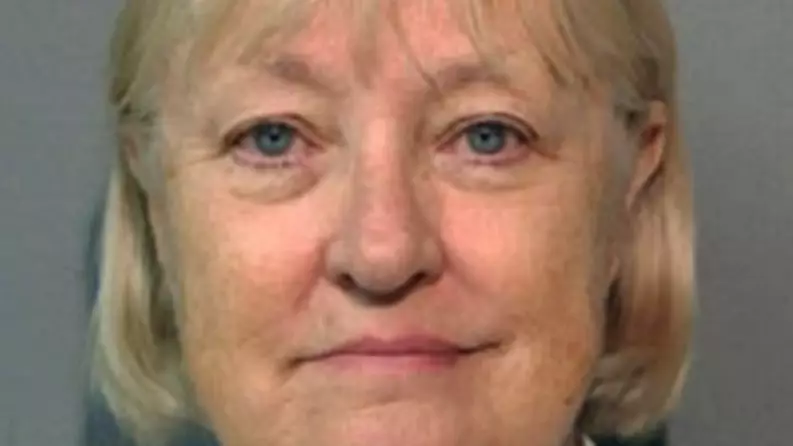 Serial Stowaway Who Took 30 Flights With No Ticket Shares How She Did It