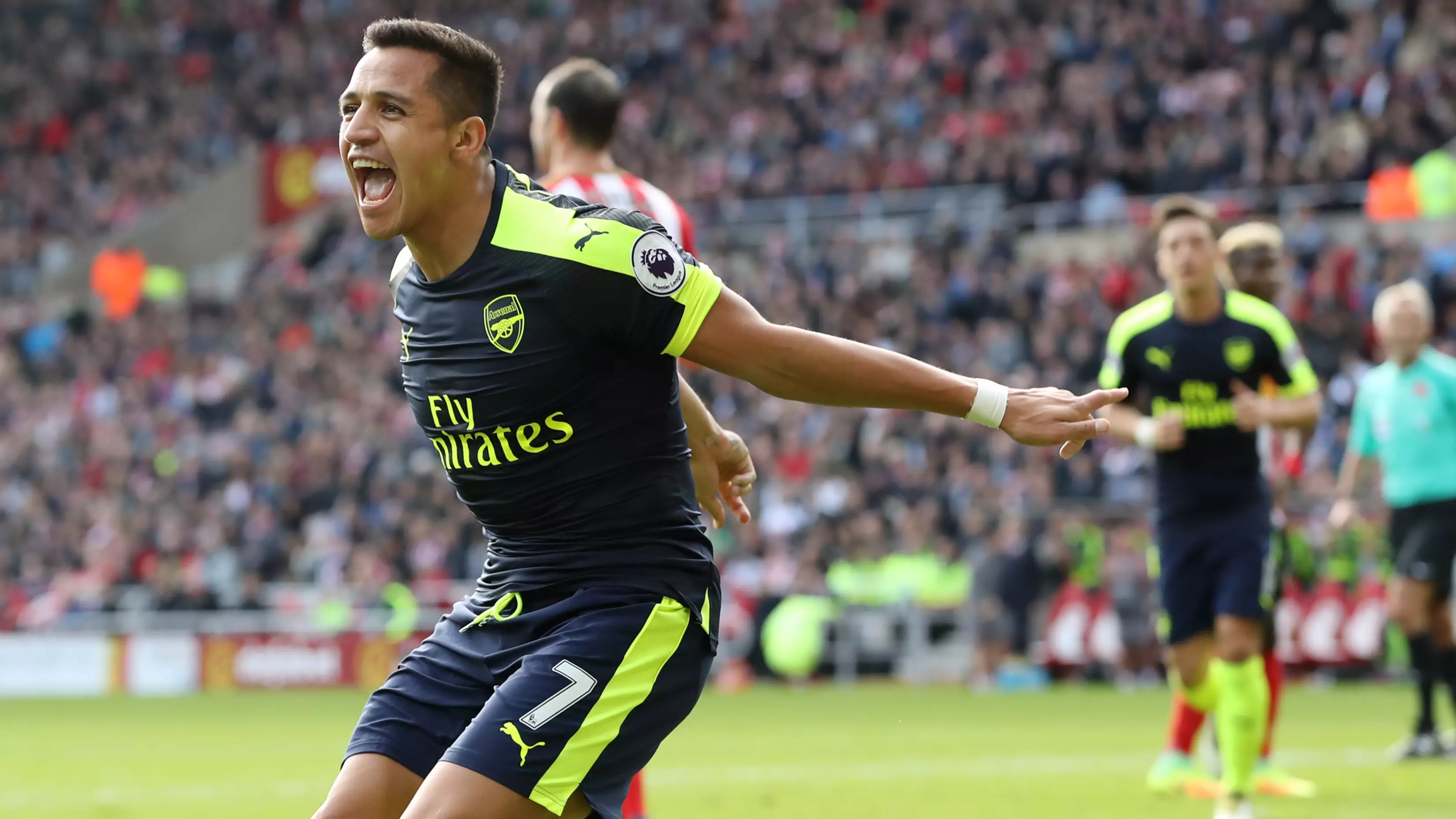Could Sanchez be on his way to United. Image: PA Images.