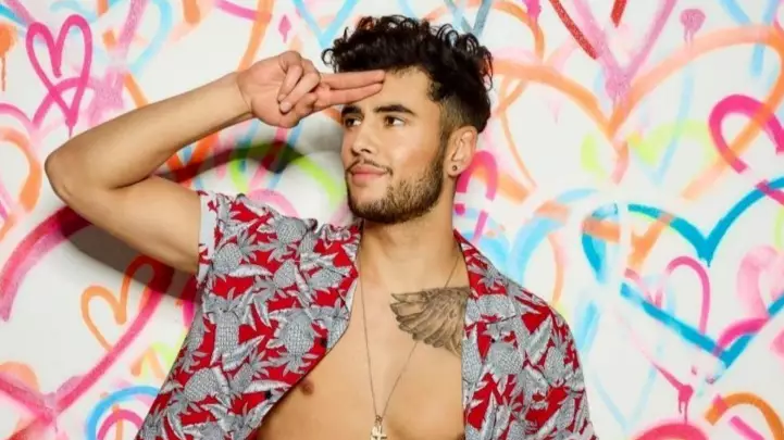 Love Island's Niall Aslam Pens Emotional Message About Living With Asperger's Syndrome