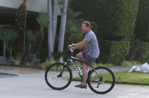 Arnold Schwarzenegger Changed His Workout Routine Due To 'Shot Knees'.