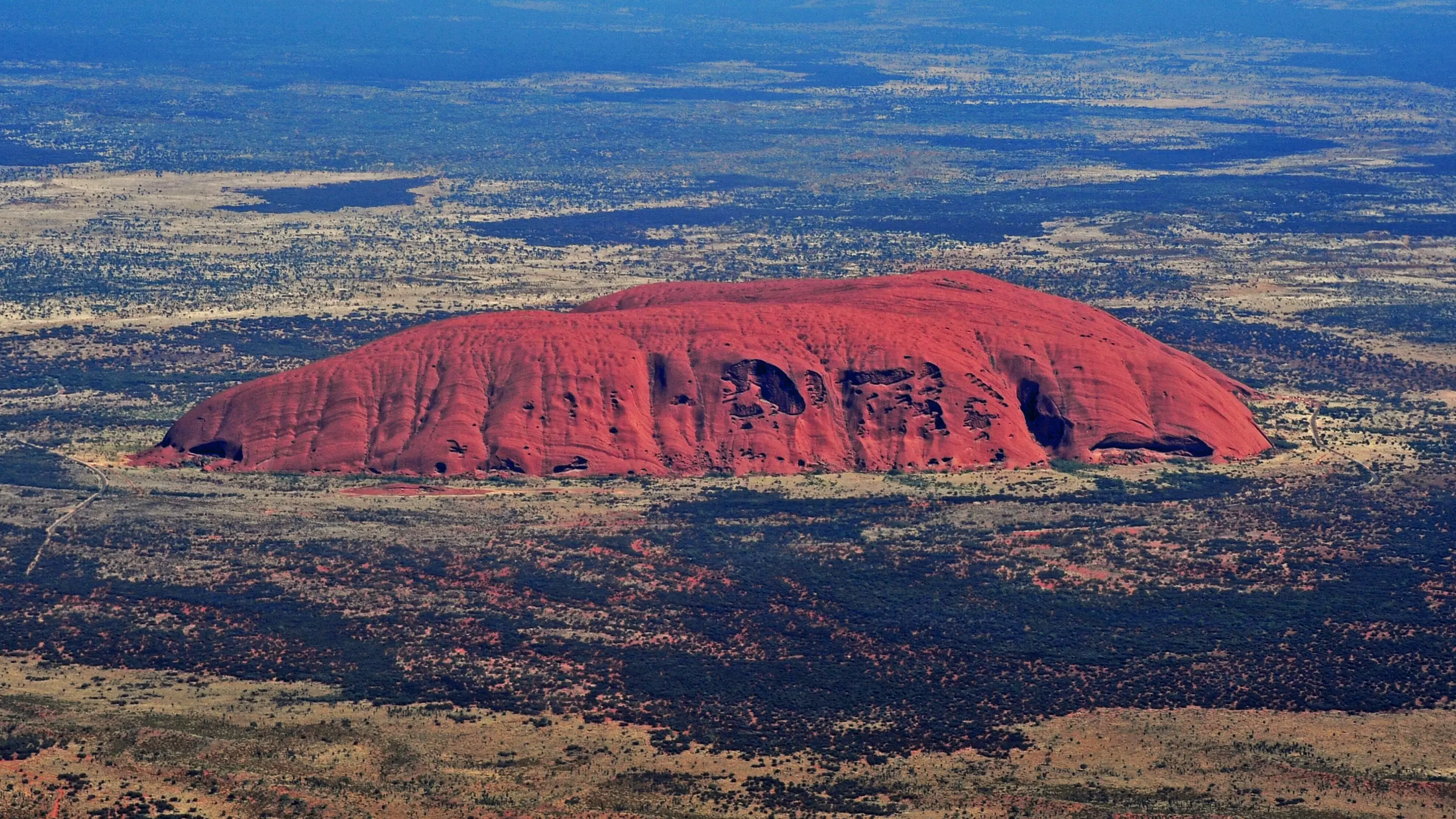 Calls For Uluru Climb To Reopen To Kickstart Tourism Post-Pandemic