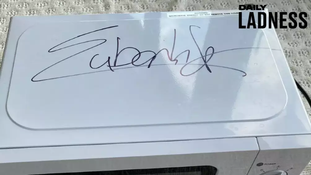 ​Chris Eubank Jr Offers To Match Winning Bid For Signed Microwave And Give It To Charity