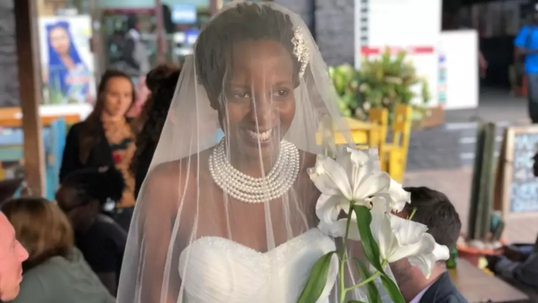 Oxford University Student Marries Herself