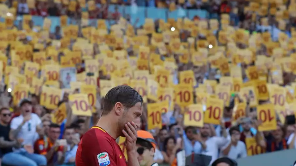 Francesco Totti Did Something Brilliant After His Final Roma Game