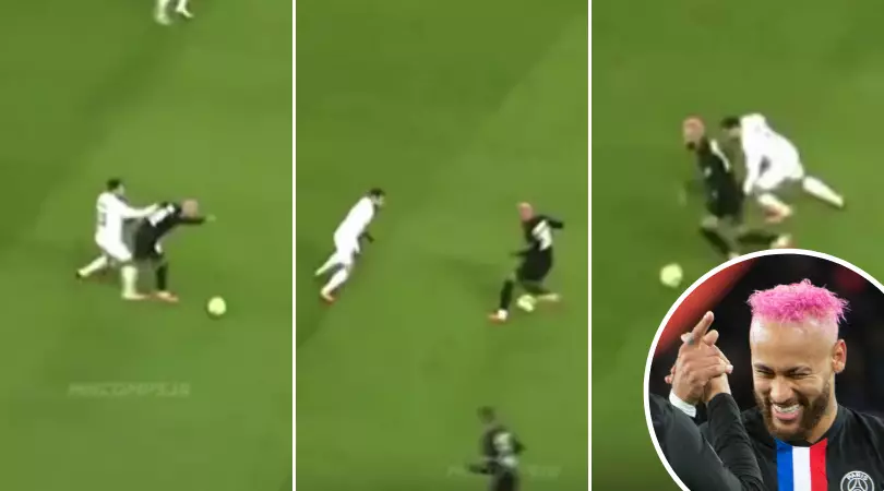 ​Neymar Brutally Responds To Montpellier Player's Foul By Instantly Dribbling Past Him