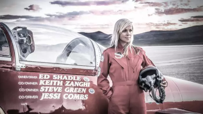 Jessi Combs Killed In High Speed Jet-Car Crash Trying To Beat Her Own Record Of 398mph
