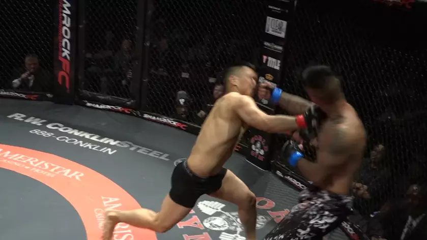 MMA Fight Ends After Both Parties Get Knocked The Fuck Out At The Same Time