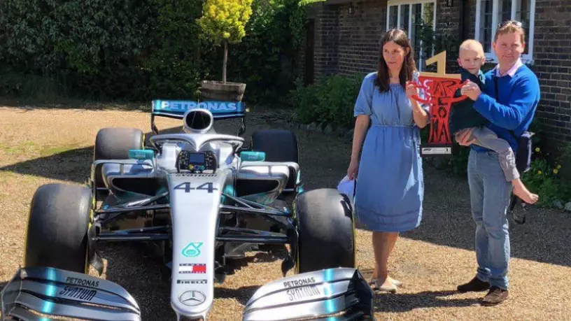 Lewis Hamilton Sends Formula 1 Car To Home Of Terminally Ill Fan