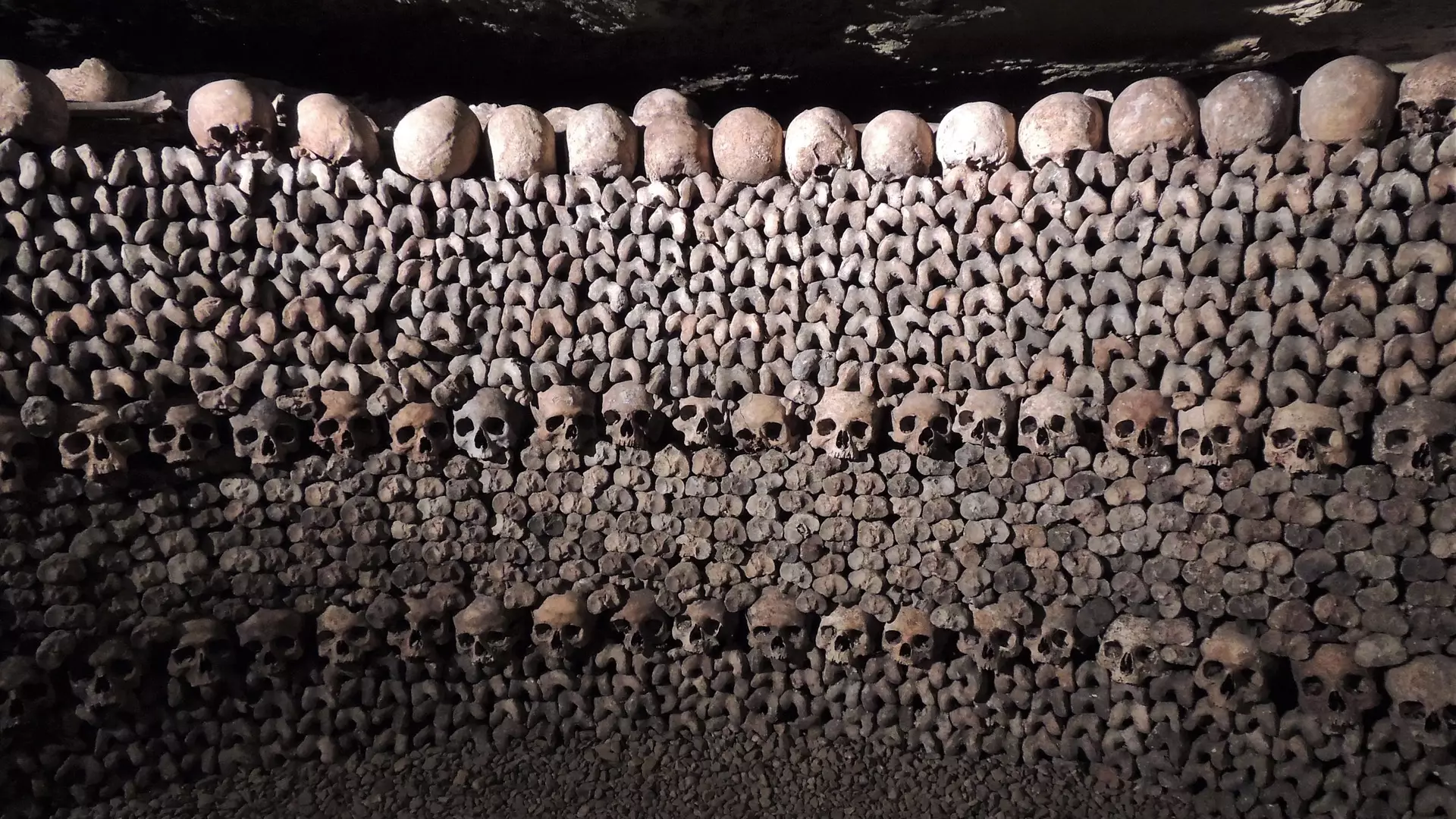 Two Teenagers Found After Becoming Lost In Paris Catacombs For Three Days