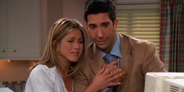 David Schwimmer and Jennifer Aniston admitted to having feelings for each other during filming (