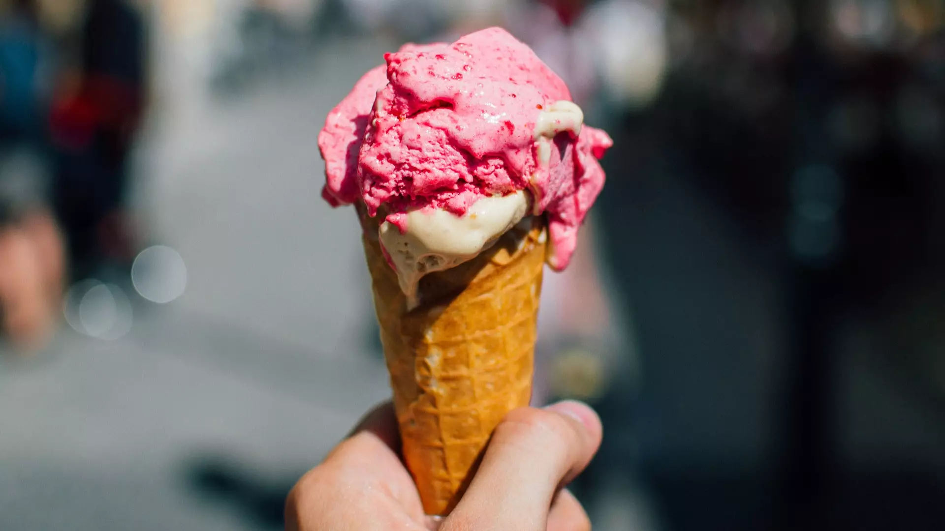 Deliveroo Is Giving Out Free Ice Creams In London Today 