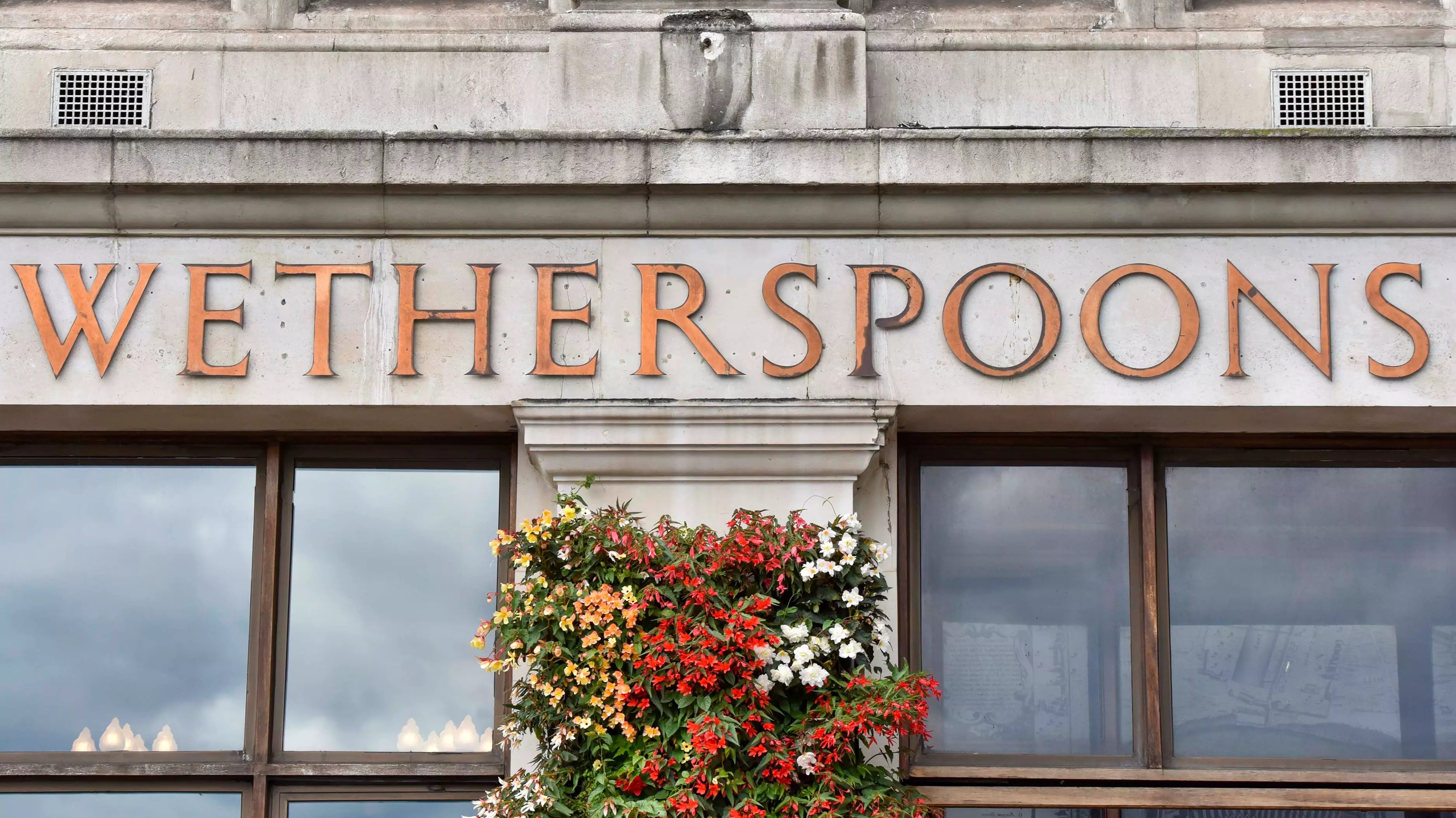 Wetherspoon Pubs Will Remain Closed Until At Least April