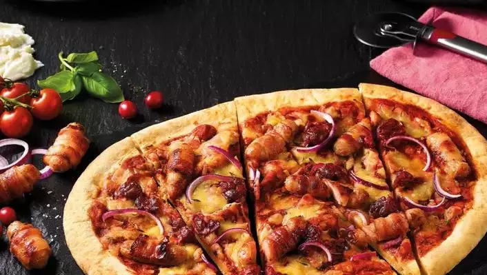 The supermarket launched a brand-new Pigs in Blanket Festive Pizza for just £3.29 (