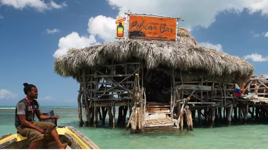 Bartender Wanted For Dream Job Of Pulling Pints At Floating Pub In Jamaica