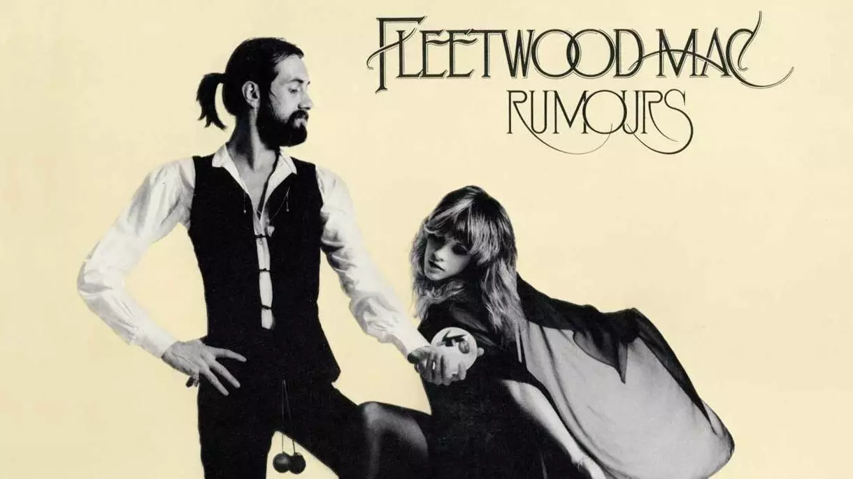 Fleetwood Mac's 'Dreams' Hits Number 1 On The Charts Thanks To Viral TikTok