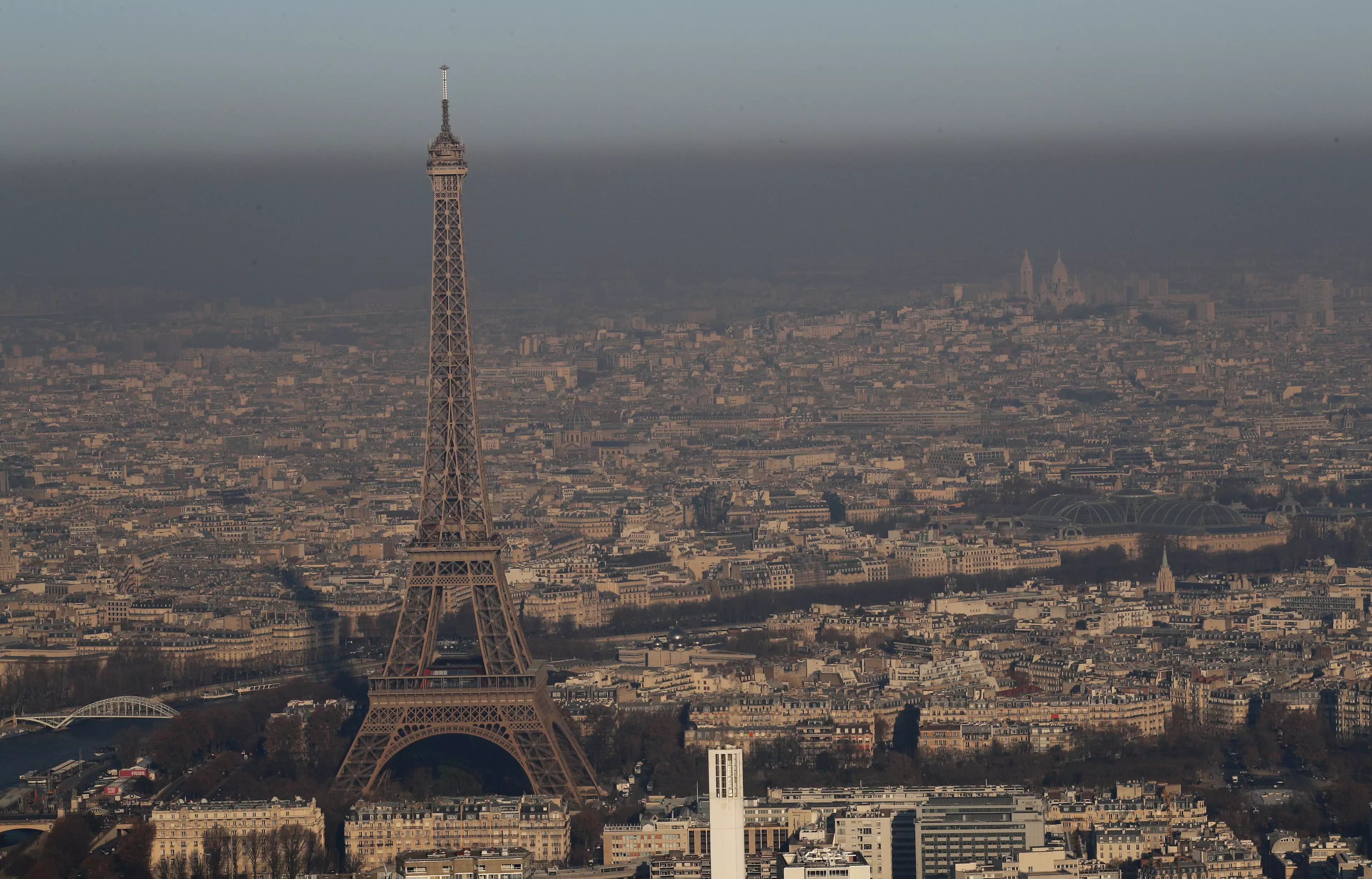 Paris Makes Public Transport Free Due To Rising Air Pollution