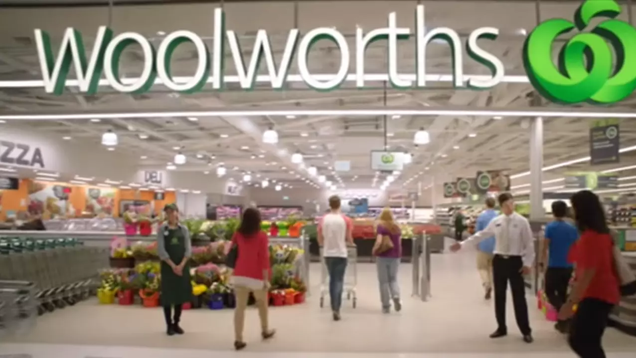 Woolworths Admits To Underpaying Staff By Up To $300 Million