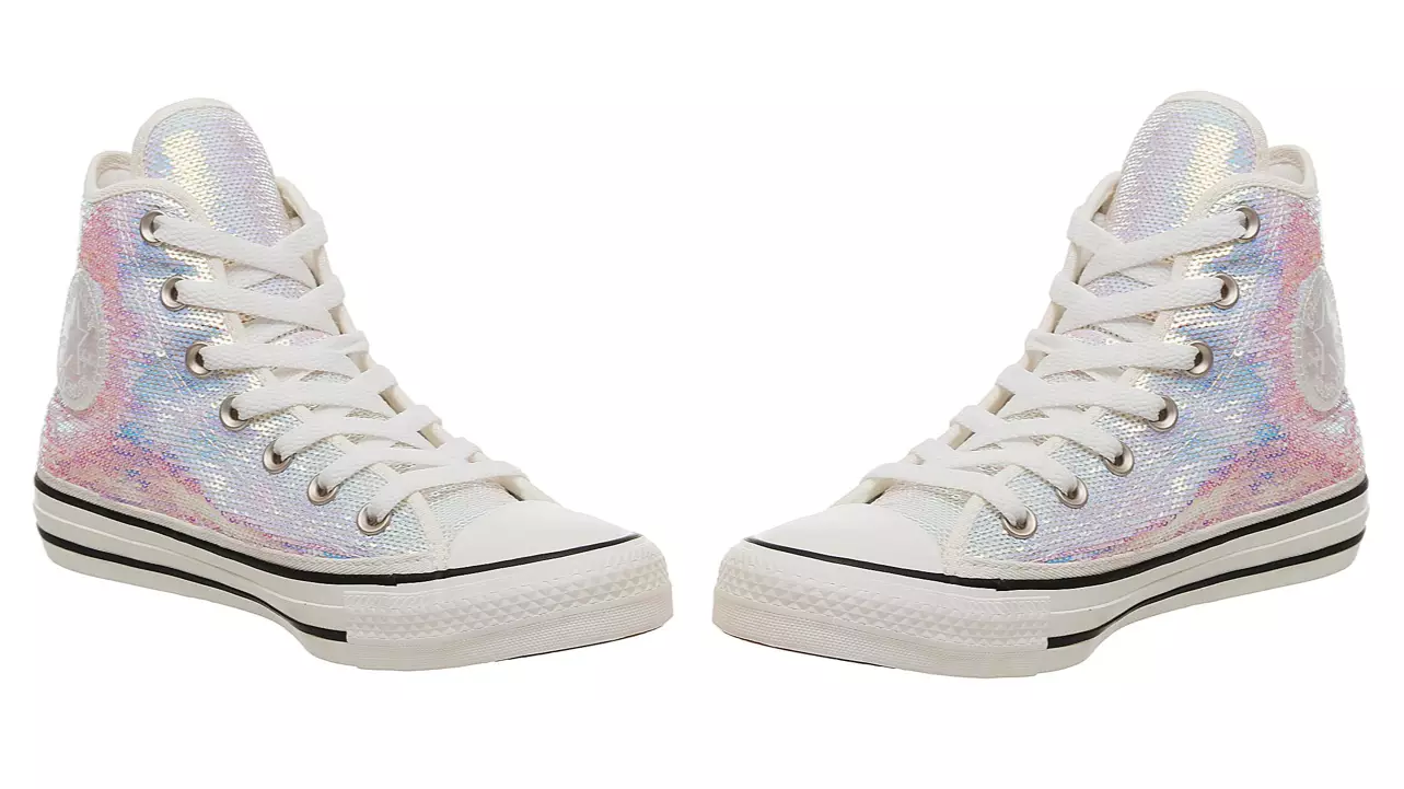 ​People Are Going Wild For These Iridescent Converse