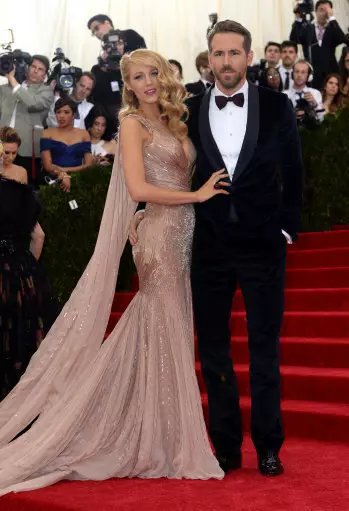 Blake Lively and Ryan Reynolds in 2014.