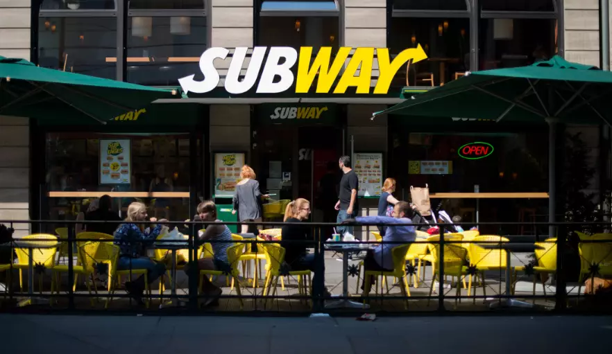 Subway closed its stores when lockdown as announced (