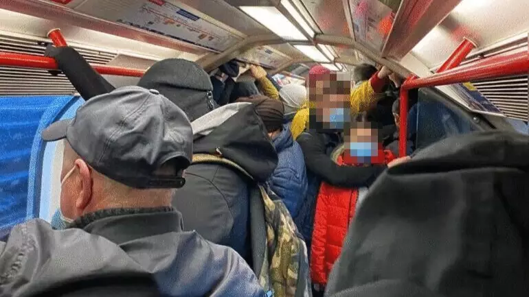 Commuters In London Still Packing Onto Tube Despite Government Orders
