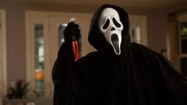 The iconic Ghostface killer will be coming back to haunt our dreams in Scream 5 (