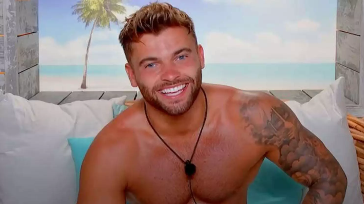 Aldi Takes A Savage Dig At Love Island's Jake Cornish After Movie Night Scandal