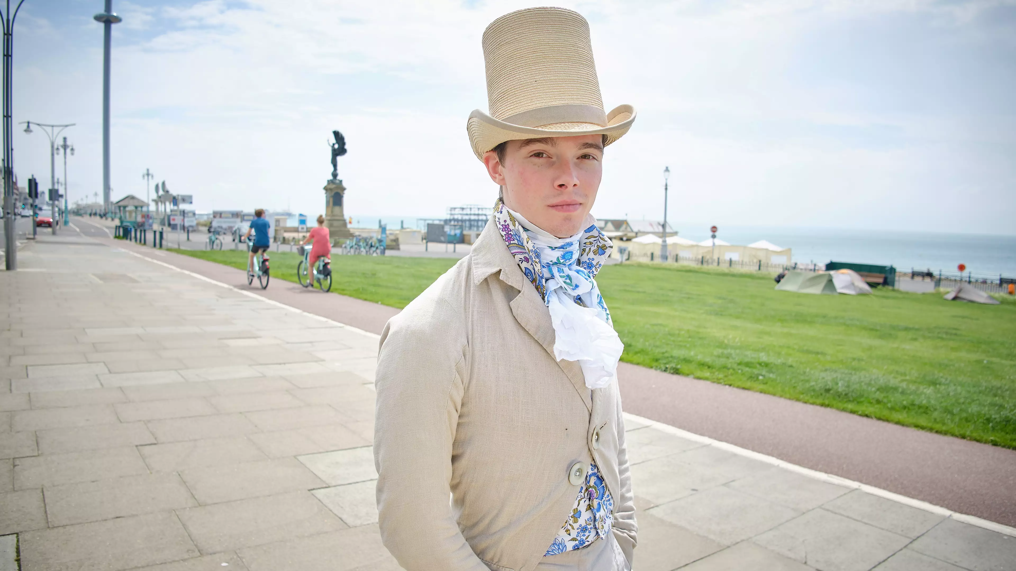 Man Identifies As Being From The 1820s And Only Dresses That Way