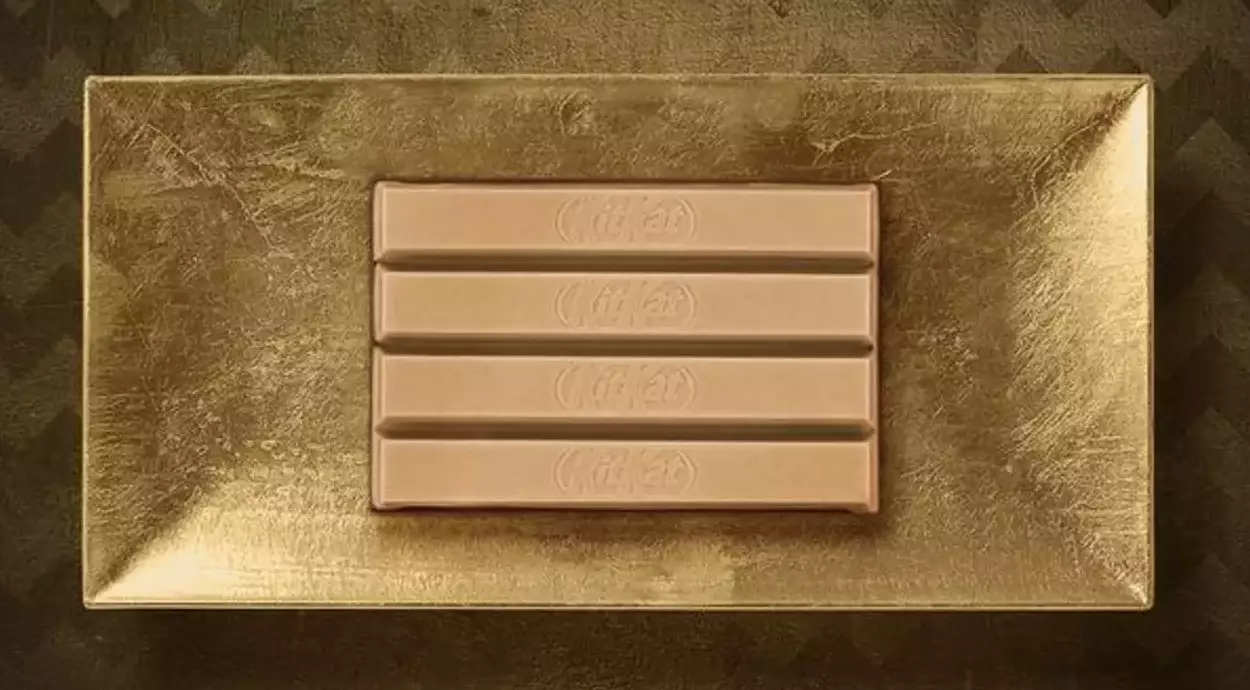 The bar is slathered in white chocolate and caramel (