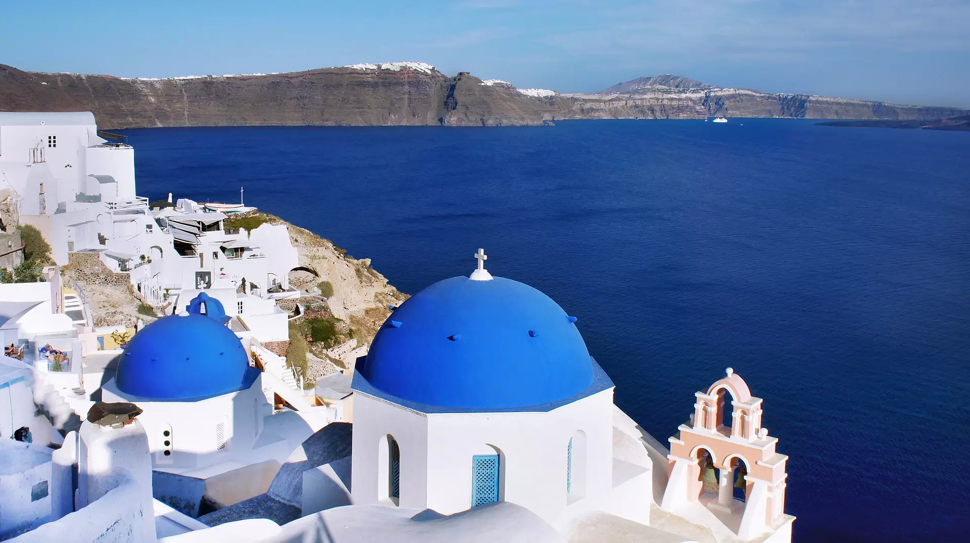 You Can Now Get Paid To Travel To The Greek Islands And Take Pictures