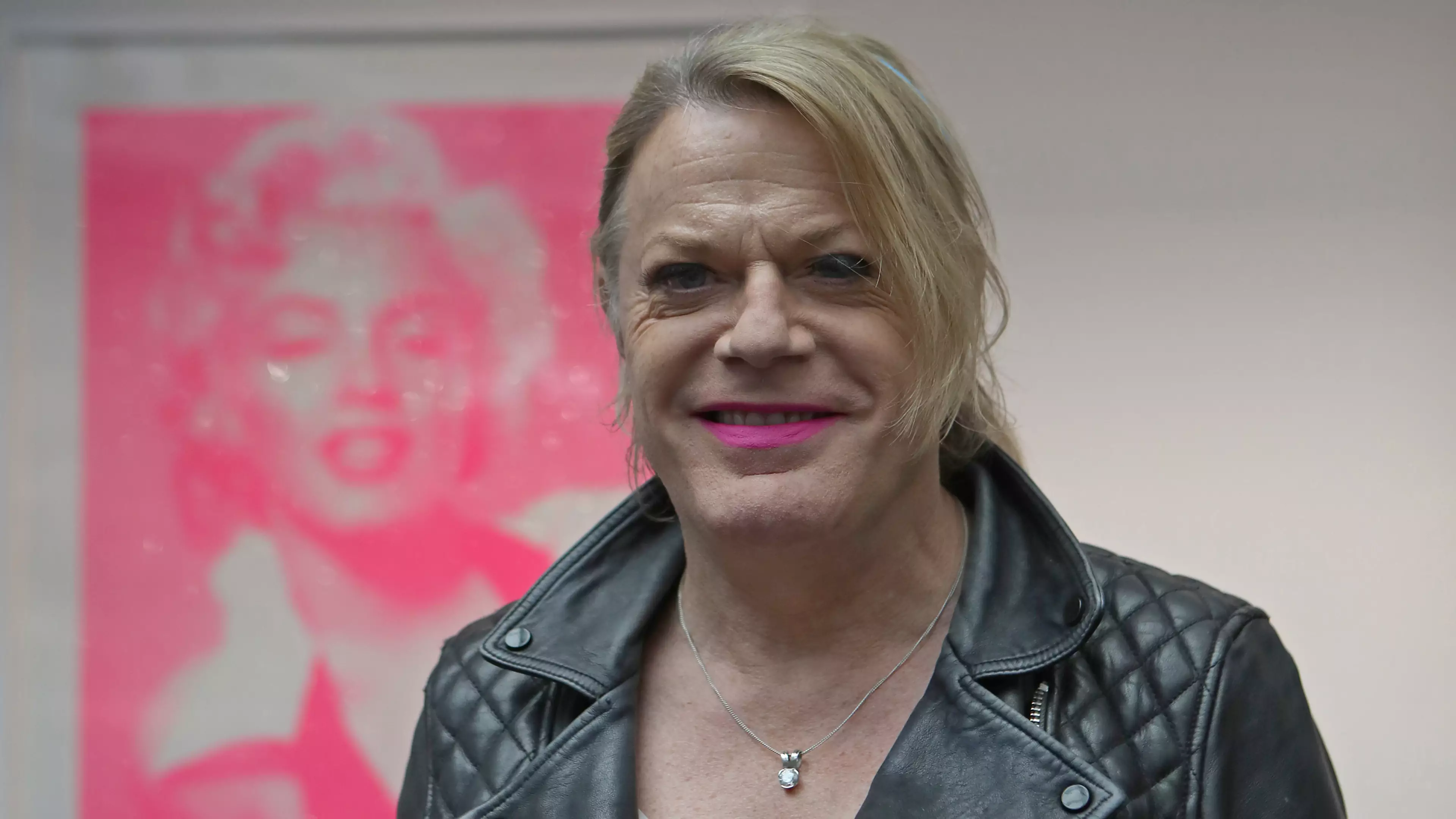 Eddie Izzard Praised After Asking To Be Referred To As 'She' On TV Programme